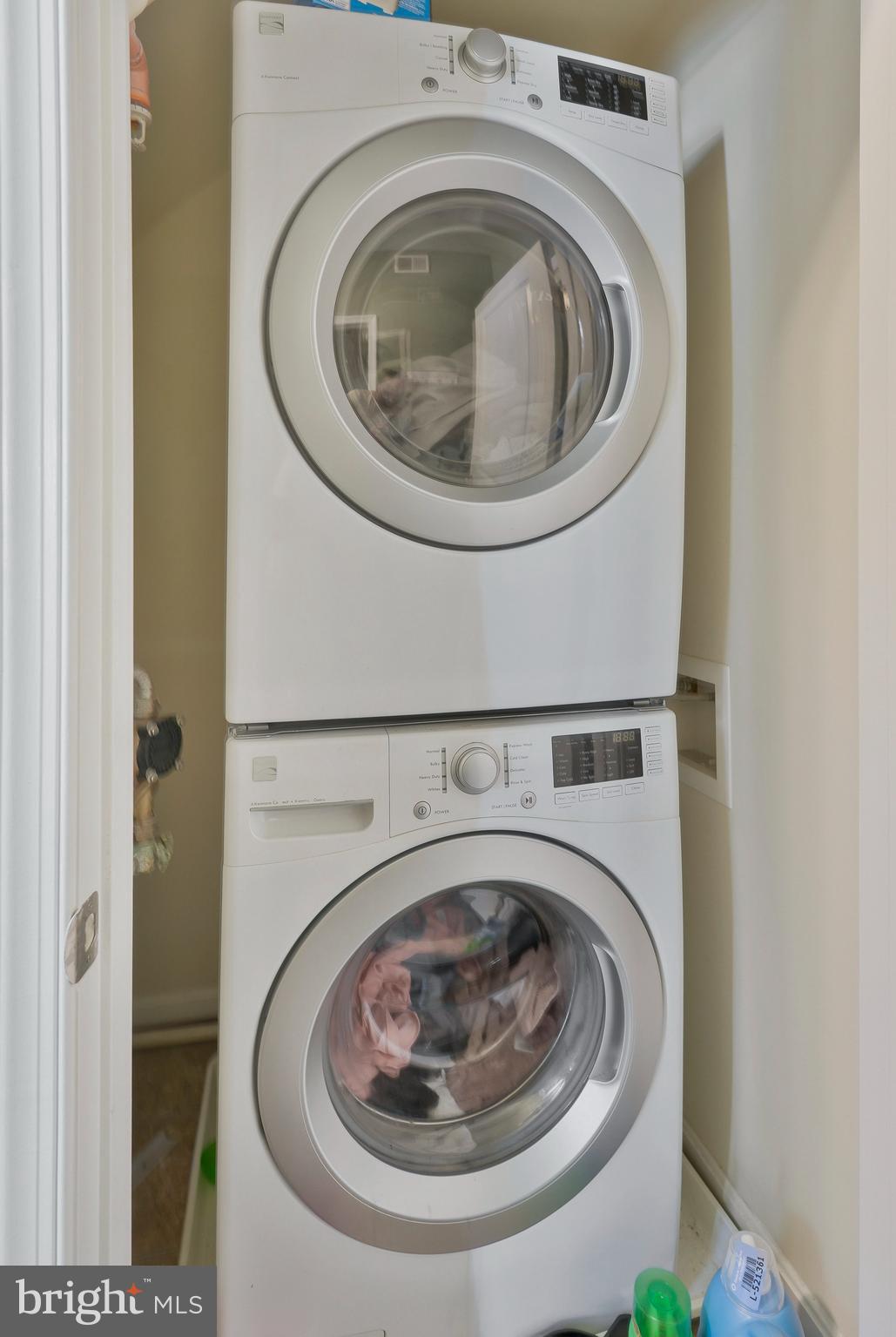 STEEPLECHASE - Residential Lease