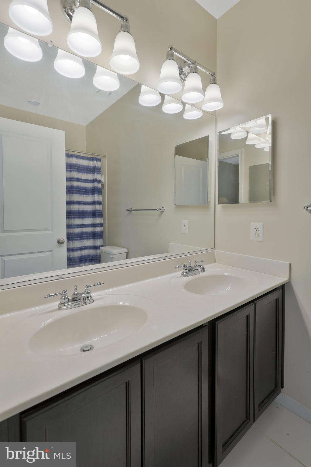 STEEPLECHASE - Residential Lease