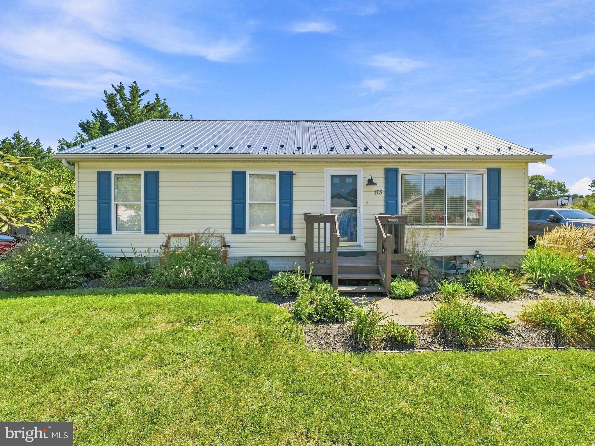 173 CRESTVIEW DRIVE