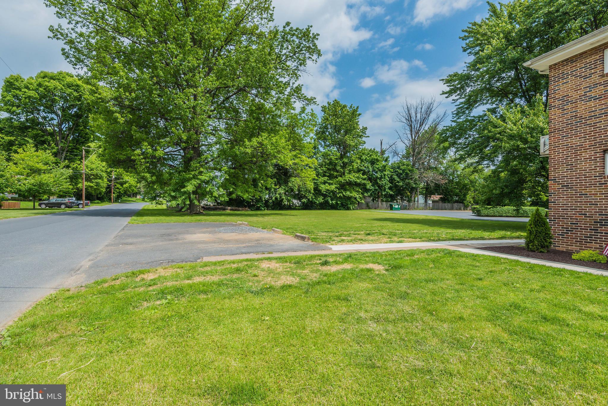 HAMPDEN - Residential Lease