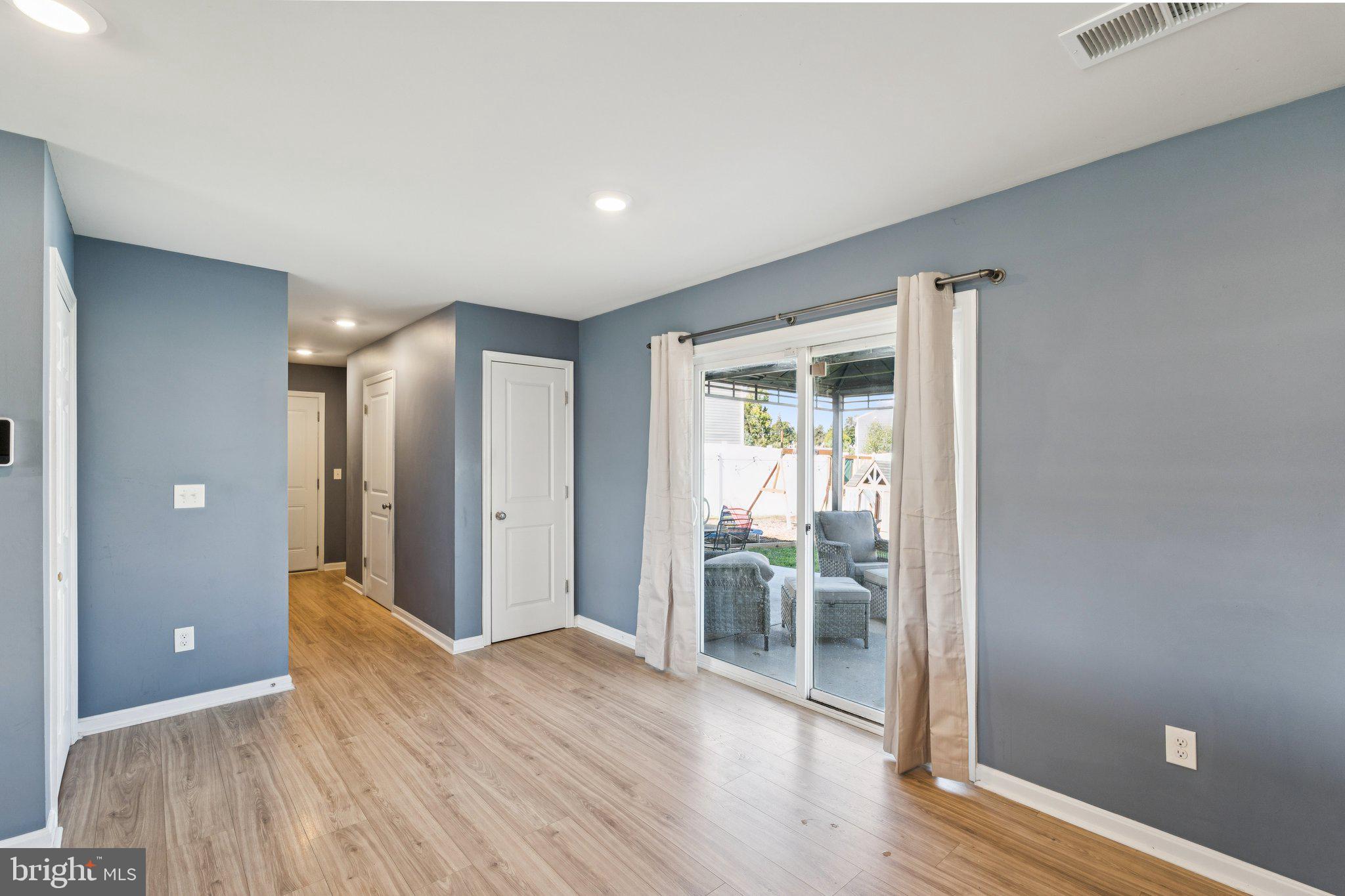 SHENANDOAH CROSSING - Residential