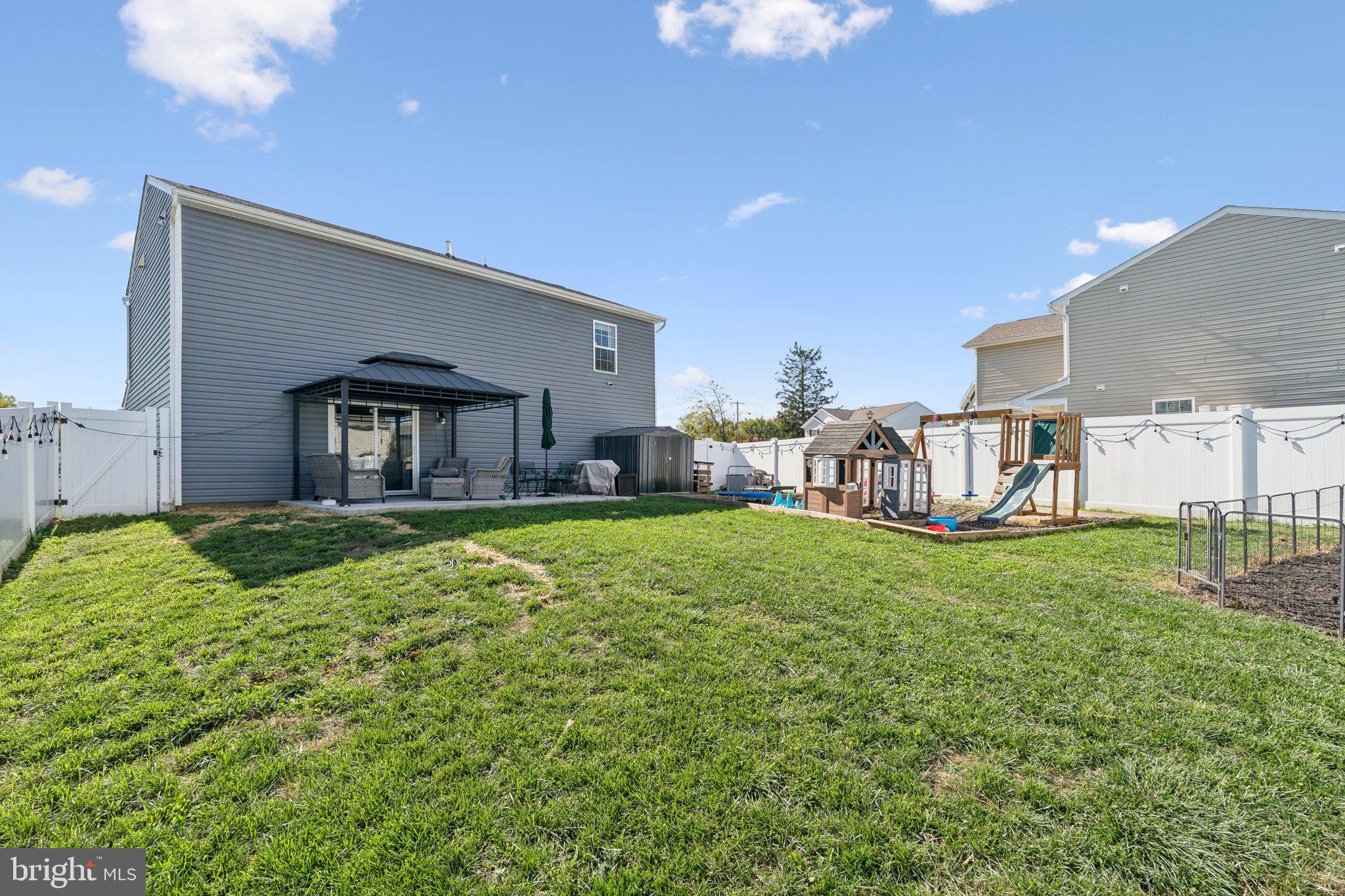 SHENANDOAH CROSSING - Residential