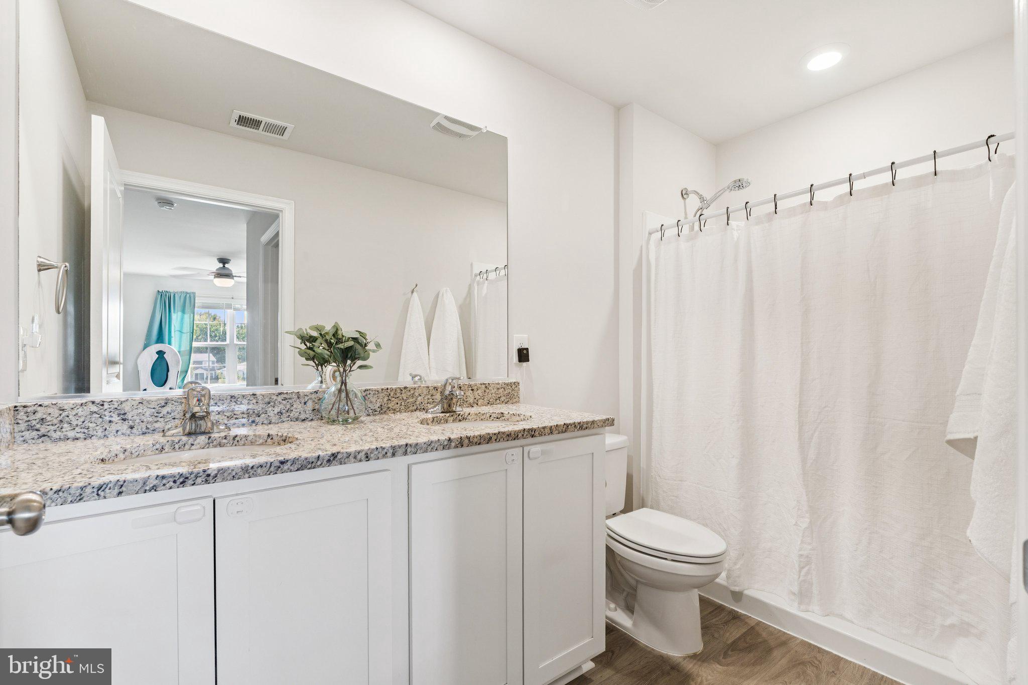 SHENANDOAH CROSSING - Residential