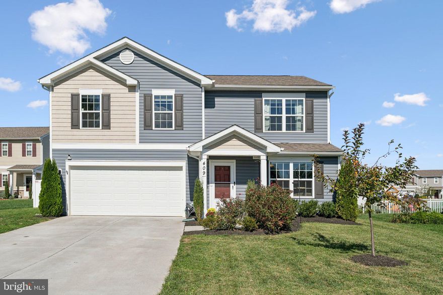 Welcome home to this  four bedrooms, two-and-a-half bathrooms, and a two-car garage colonial home in Shenandoah Crossing.

The main level features a foyer that opens to a large family room. The adjoining eat-in kitchen includes stainless steel appliances, a pantry, abundant cabinet storage, and a peninsula island with counter seating. A sliding glass door brings in natural light and provides direct access to the backyard. A powder room and garage entry are conveniently located off the kitchen.

Upstairs, the owner’s suite includes a walk-in closet and a private bathroom with dual vanity. Three additional bedrooms share a full hall bath. A linen closet and second-floor laundry room provide added convenience. Spacious fenced in backyard.

Close to Chet Hobert Park,  107-acre property west of Berryville. The park includes an outdoor swimming pool, six lighted tennis courts, six baseball/softball fields, five picnic shelters, two playgrounds, a two-mile fitness trail, a dog park, and thirteen soccer fields of various sizes. The Clarke County Recreation Center offers exercise equipment, a gymnasium, meeting rooms, and a kitchen. 

An  easy drive to Winchester, Purcellville, and Leesburg, less than an hour from Dulles International Airport, and just about an hour to Washington, DC. The Loop Route in the City of Winchester provides transit service to Berryville. Clarke County also offers a variety of recreation and entertainment, including live concerts, films, hiking, biking, and fishing.