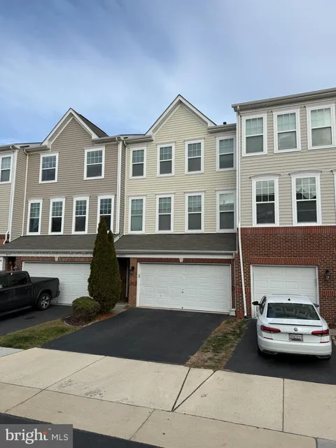 41836 Diabase Square, Aldie, VA MLS: VALO2111966