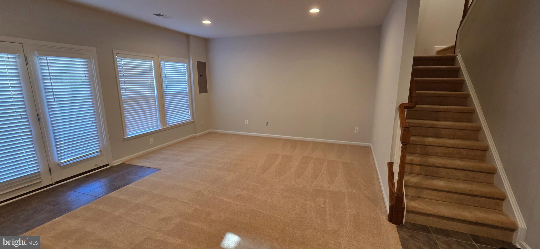 STONE RIDGE SOUTH - Residential Lease