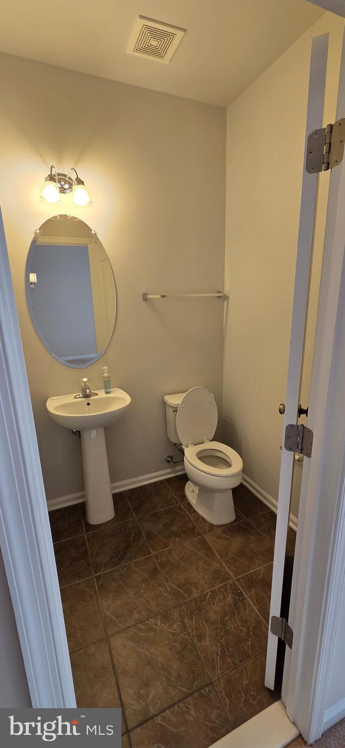 STONE RIDGE SOUTH - Residential Lease