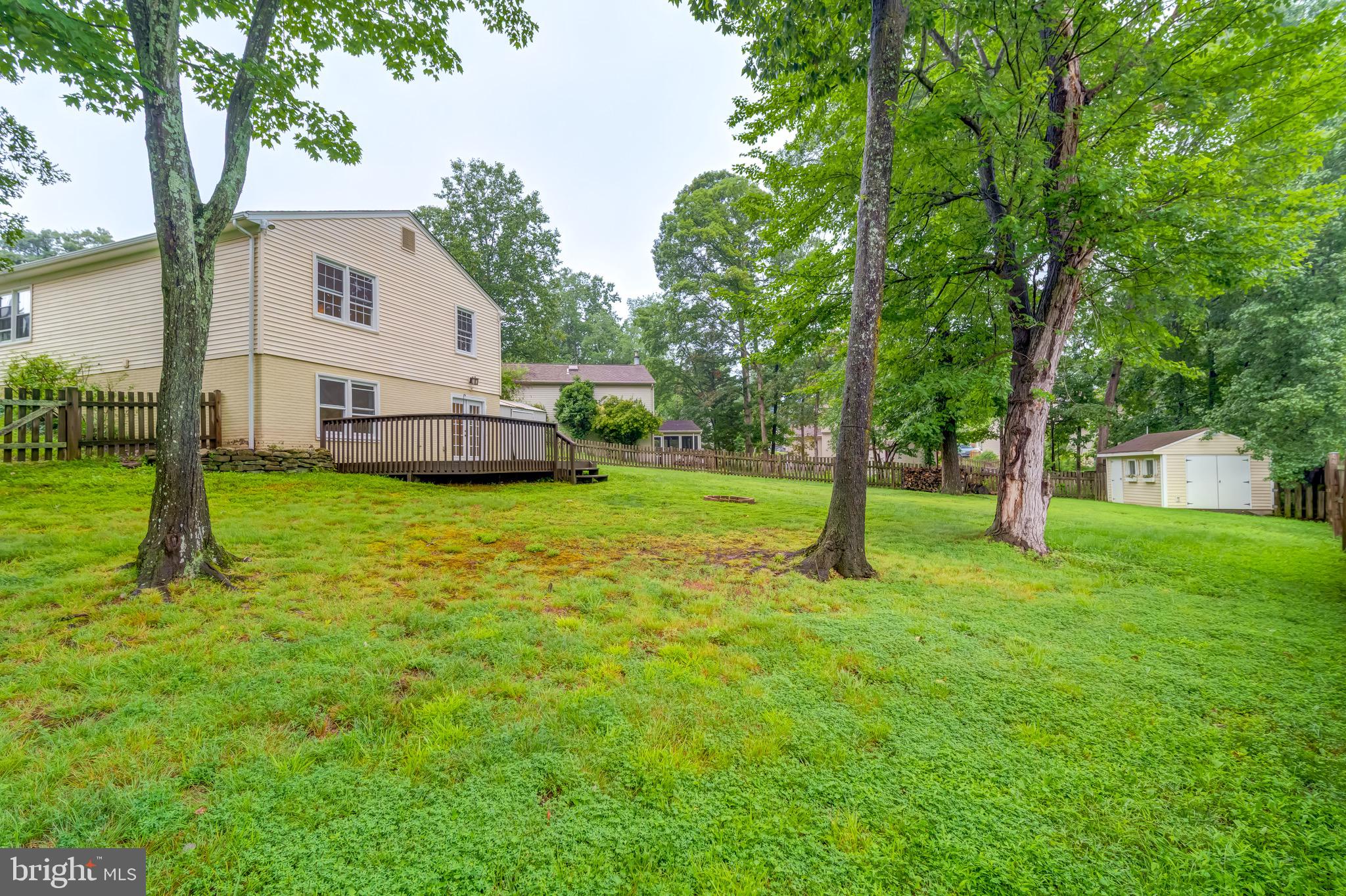 LAKE RIDGE - Residential