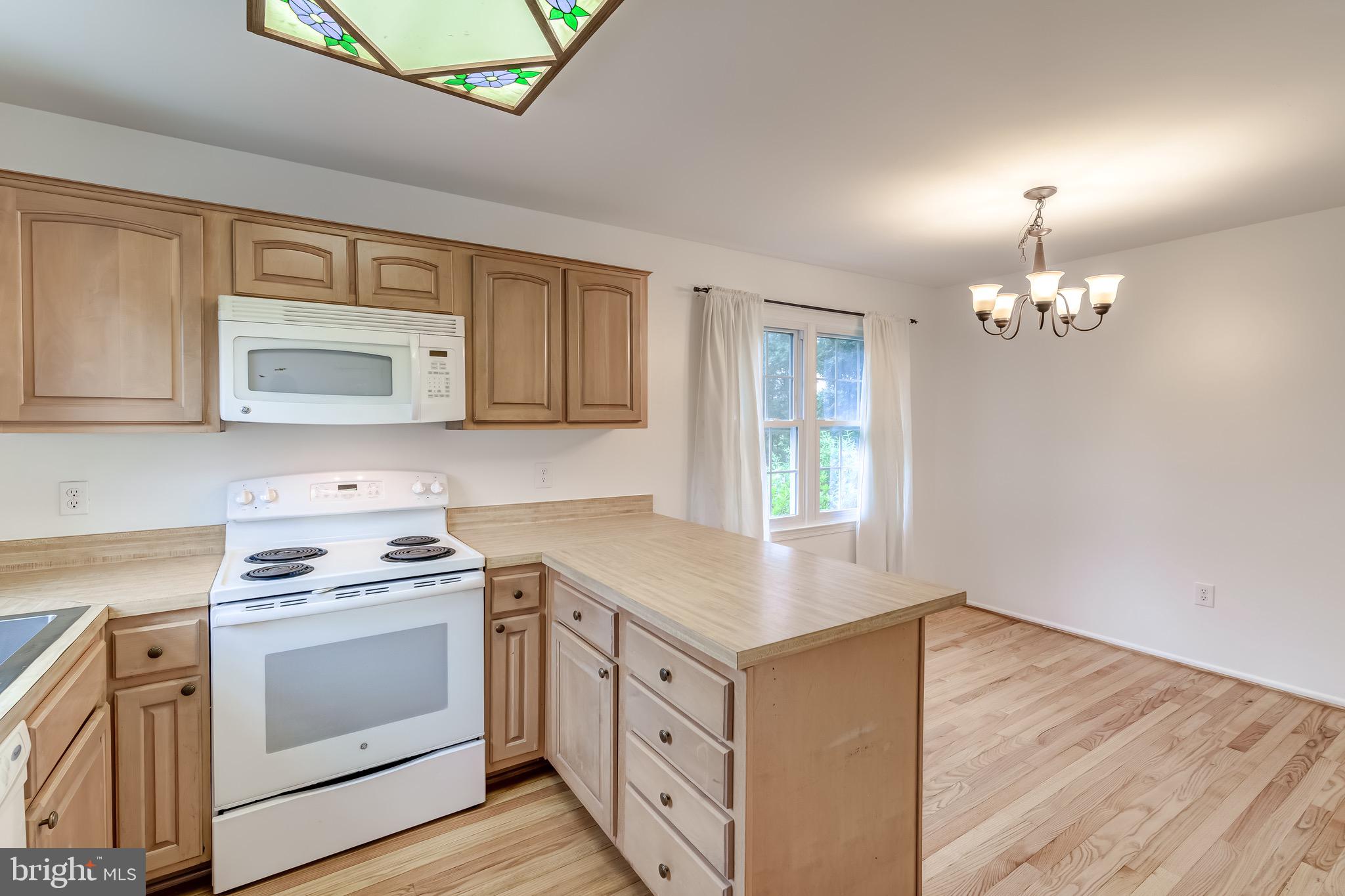 LAKE RIDGE - Residential