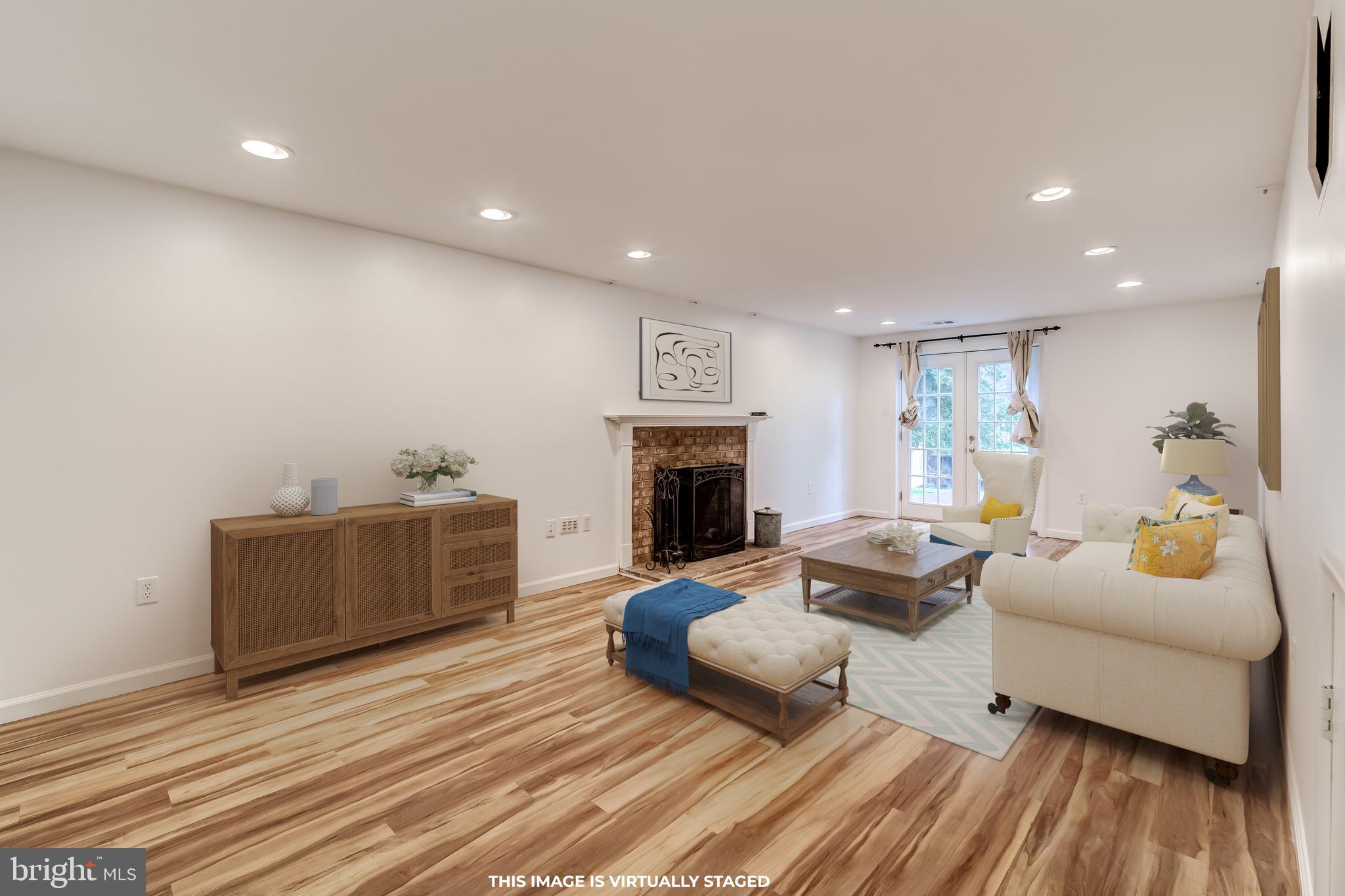 LAKE RIDGE - Residential