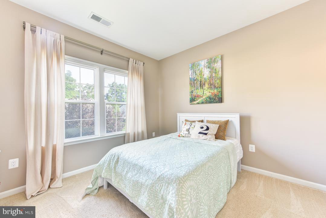 THE REGENTS AT LAKE MANASSAS - Residential