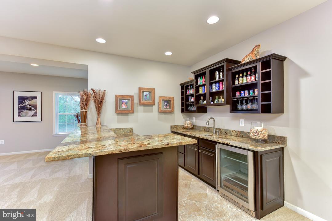 THE REGENTS AT LAKE MANASSAS - Residential