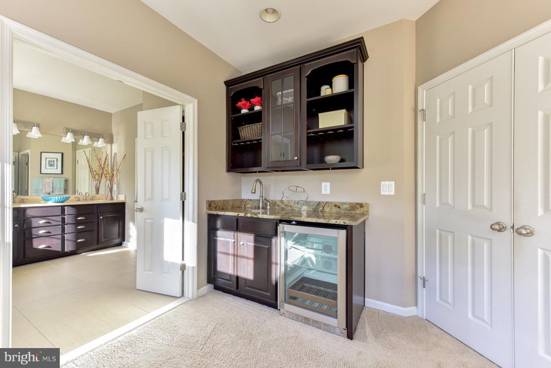 THE REGENTS AT LAKE MANASSAS - Residential