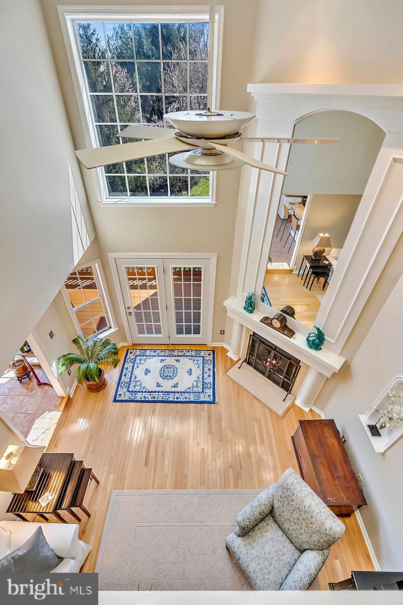 ASHBURN FARM - Residential