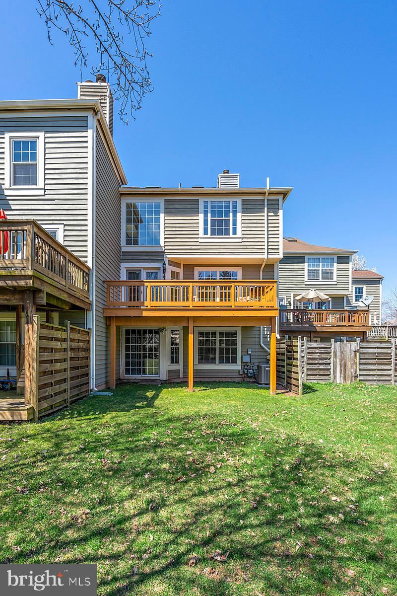 ASHBURN FARM - Residential