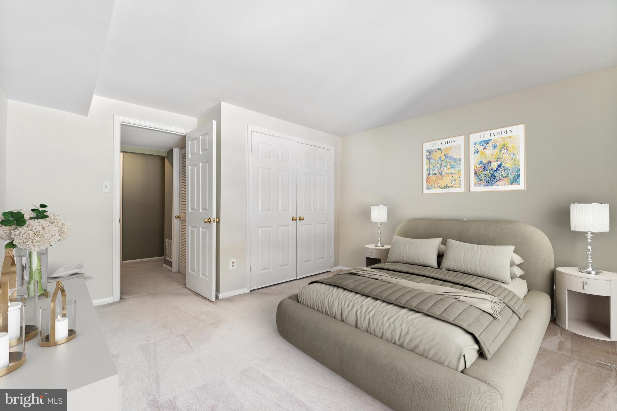 ASHBURN FARM - Residential