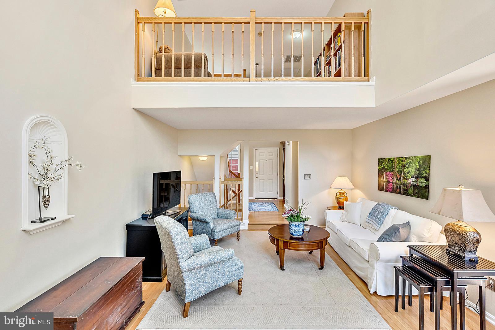 ASHBURN FARM - Residential