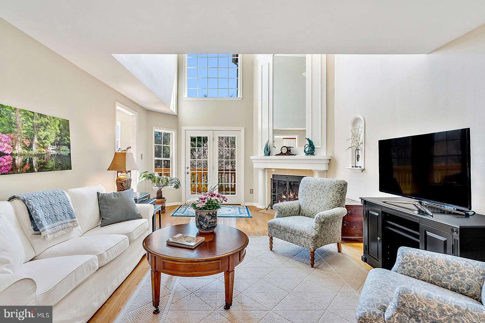 ASHBURN FARM - Residential