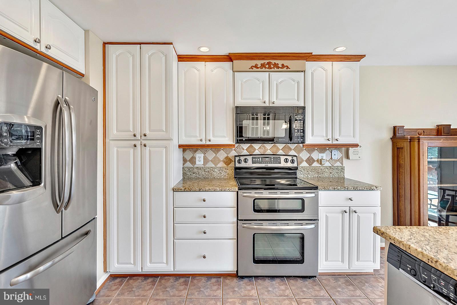 ASHBURN FARM - Residential