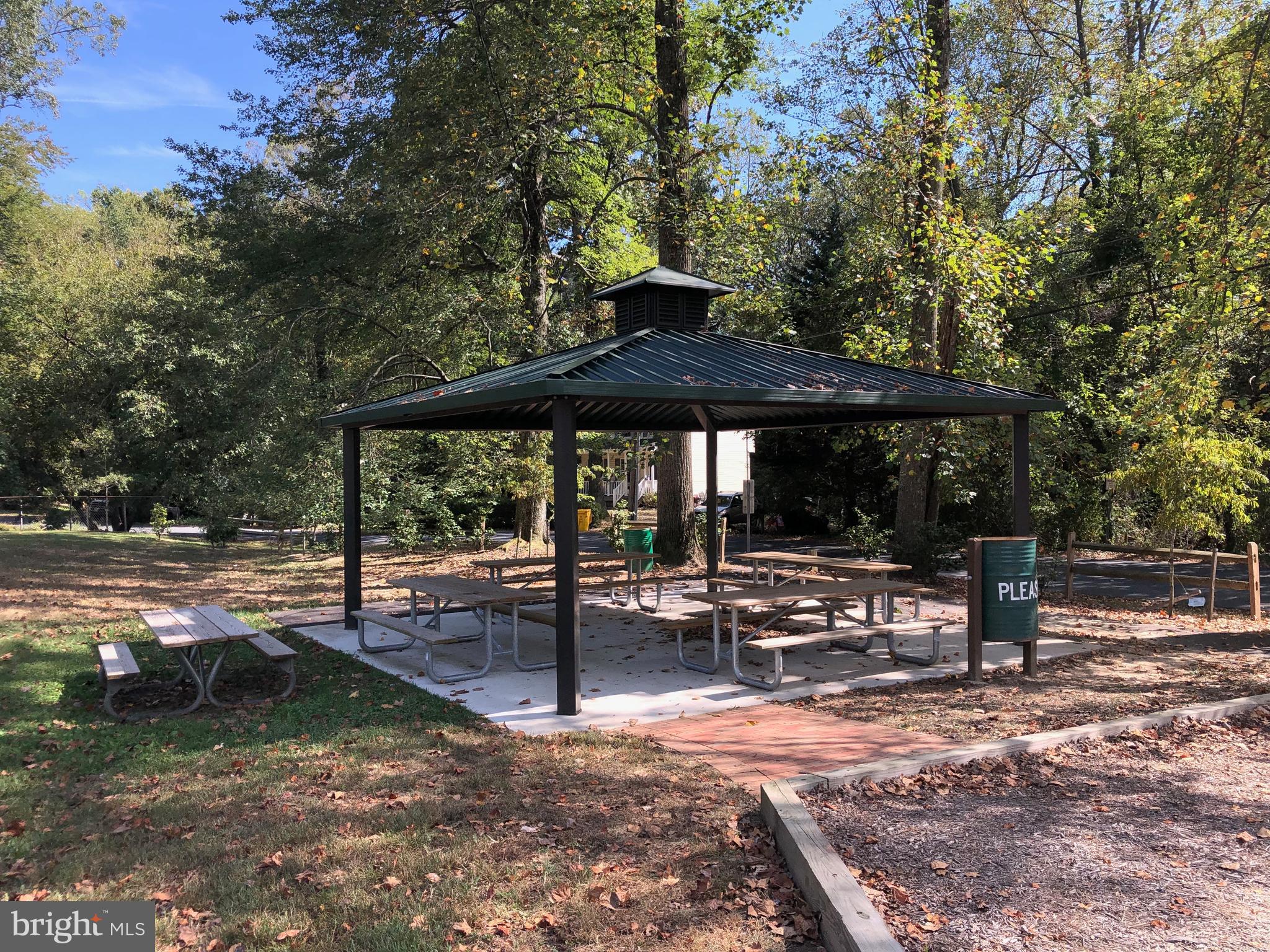 HERALD HARBOR - Residential