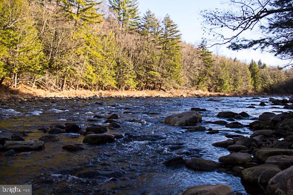 NEAR EAGLES MERE - Commercial Sale