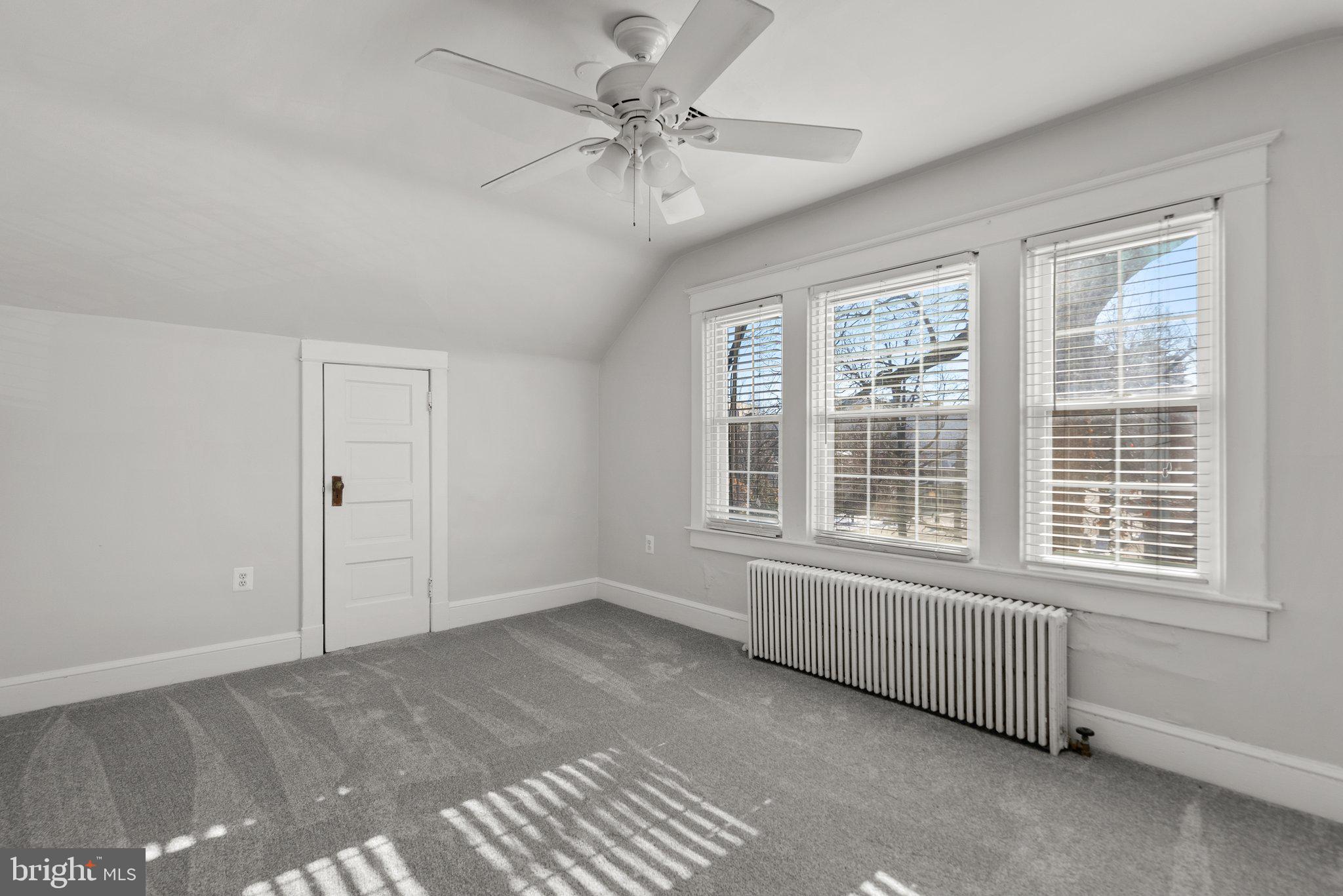 LYON VILLAGE - Residential Lease