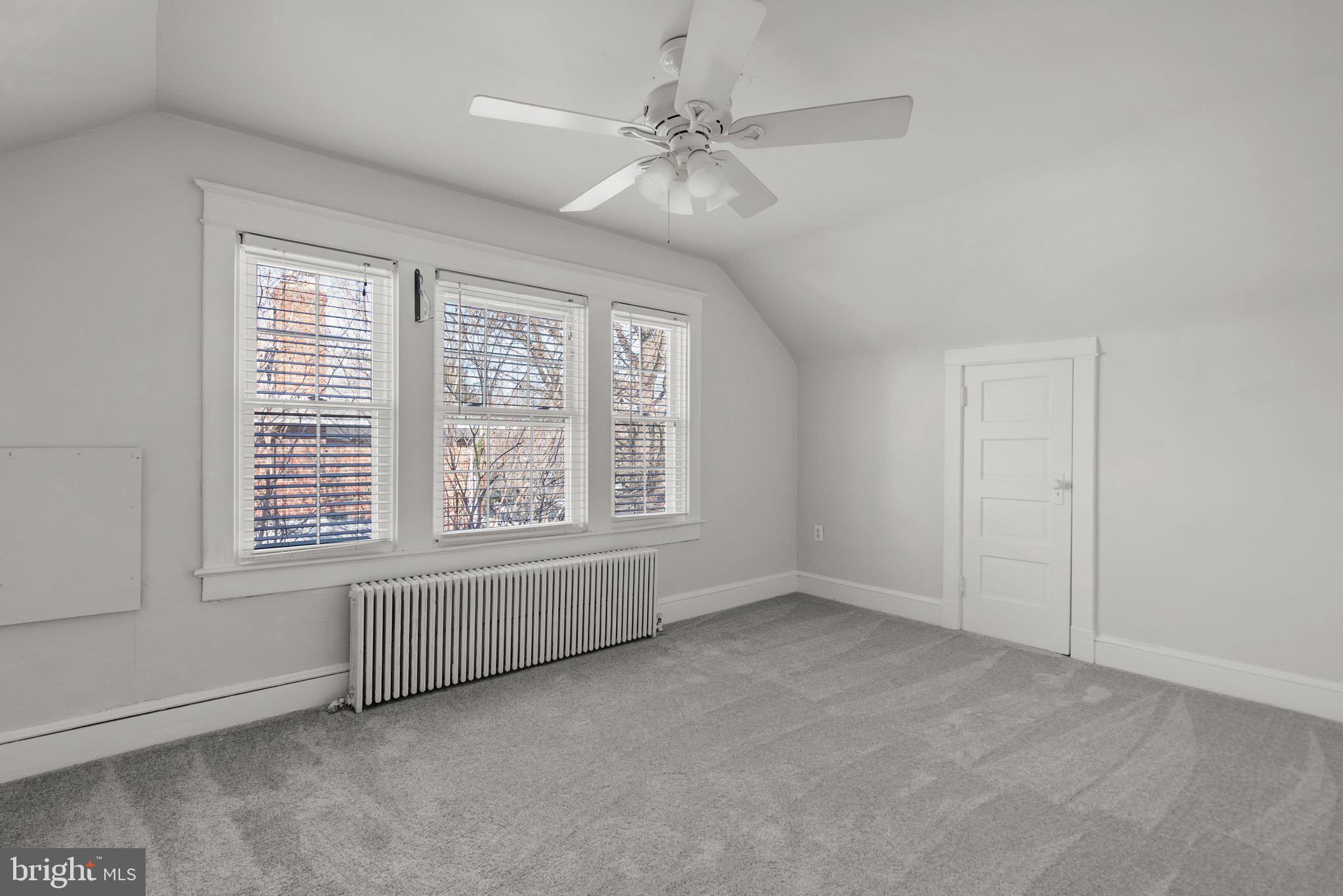 LYON VILLAGE - Residential Lease