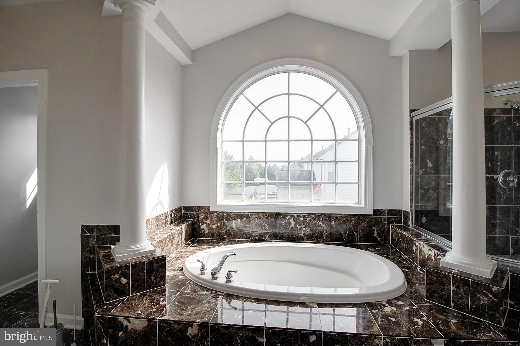 WALNUT RIDGE - Residential Lease