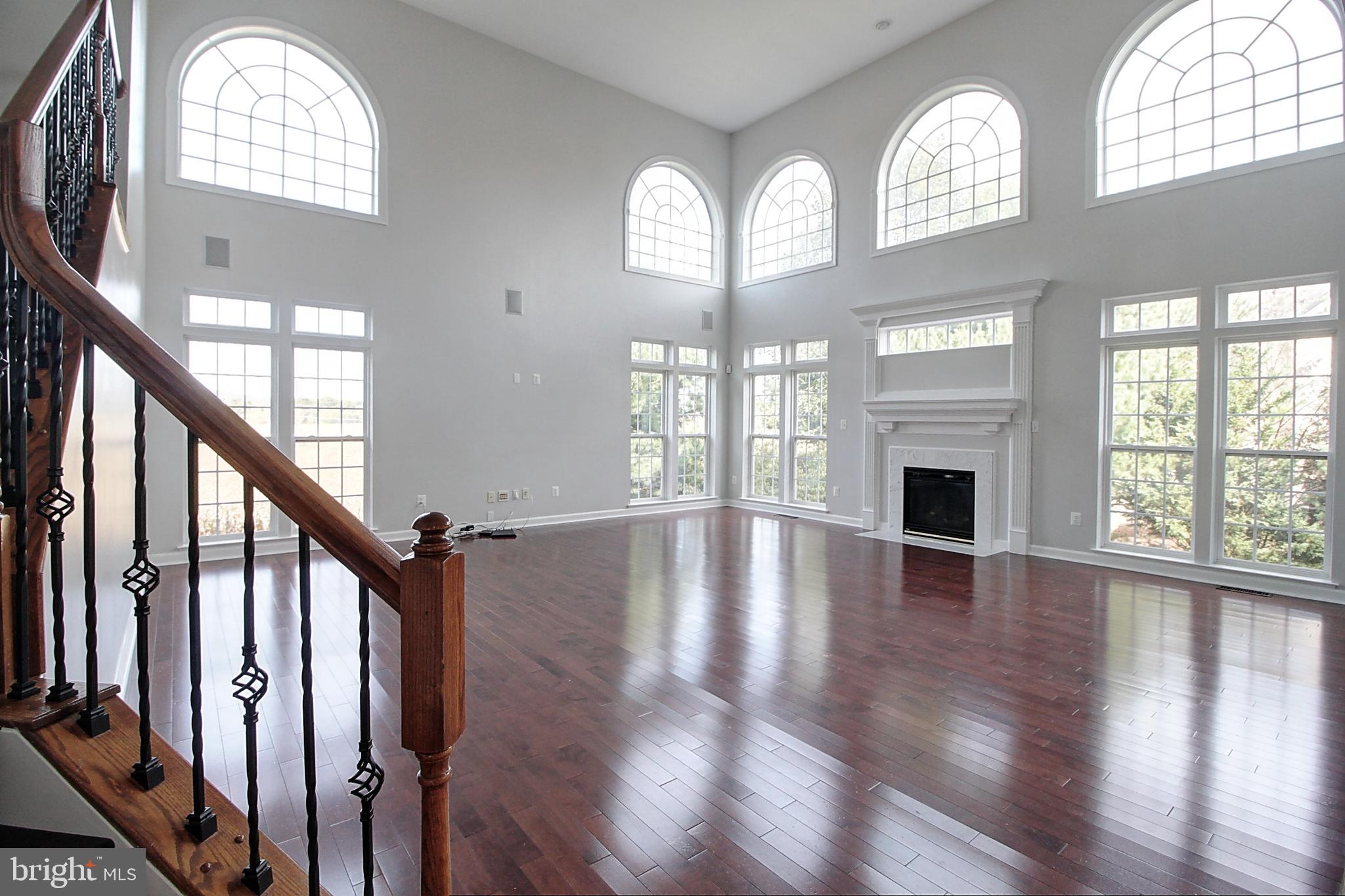 WALNUT RIDGE - Residential Lease