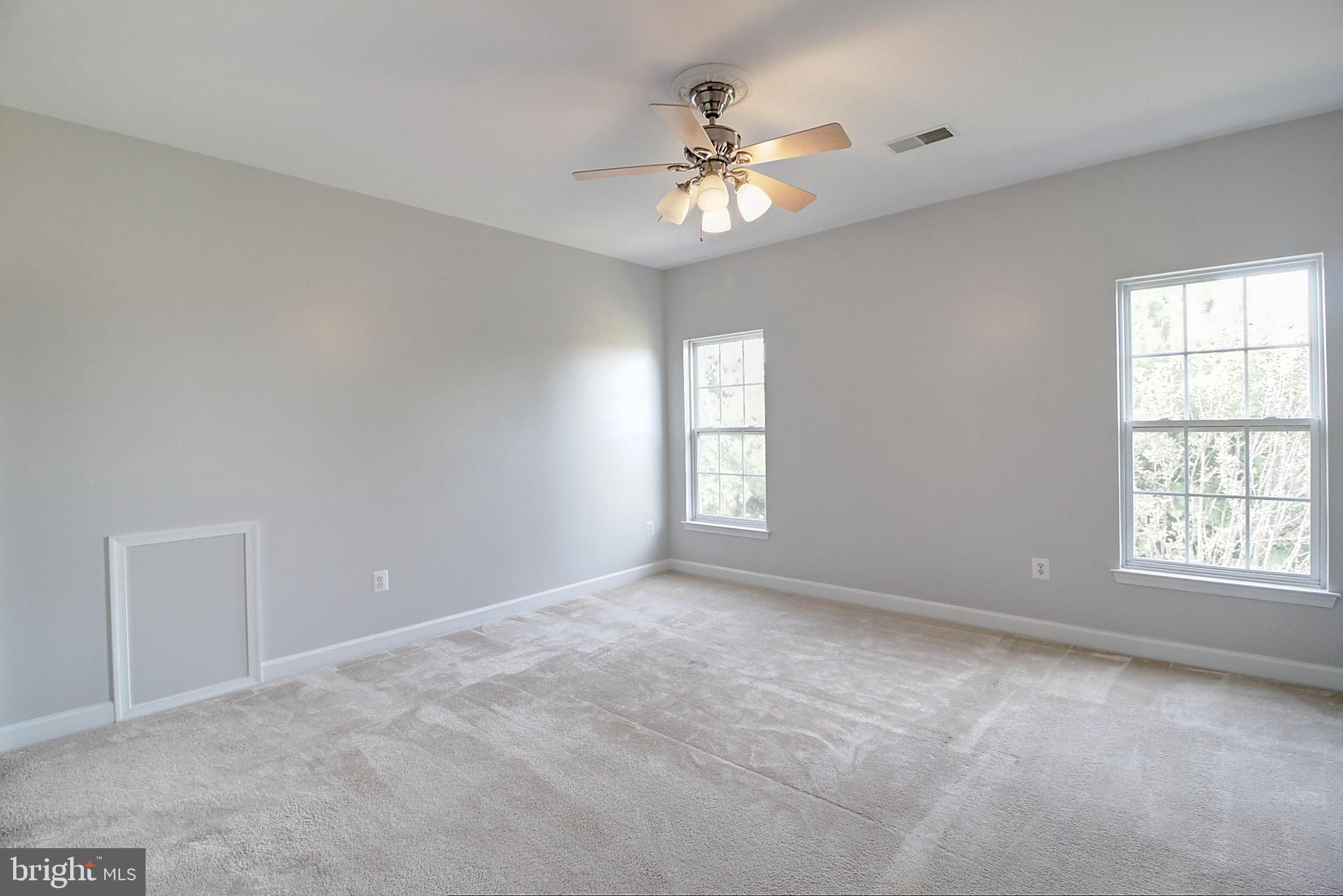 WALNUT RIDGE - Residential Lease