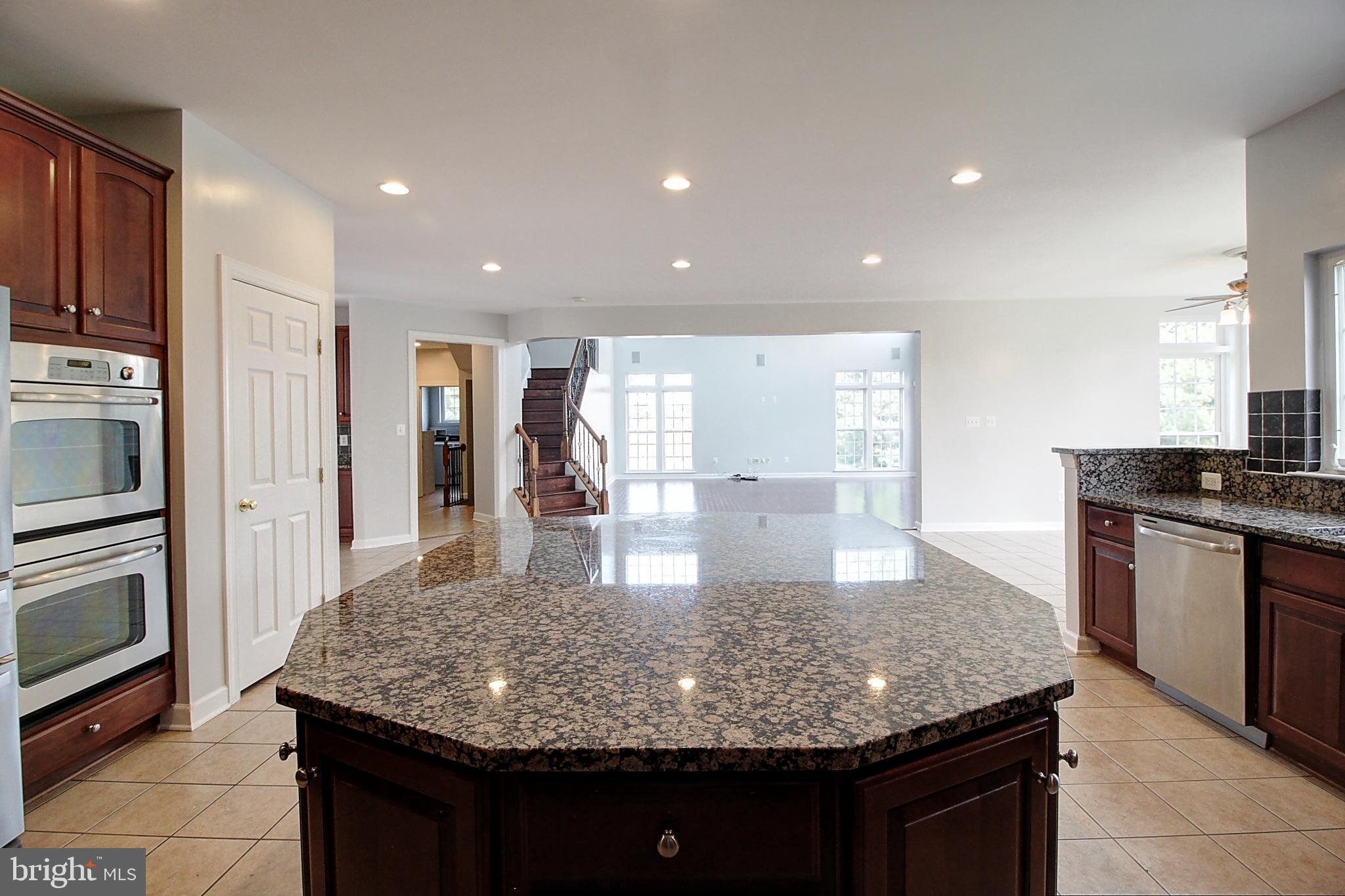 WALNUT RIDGE - Residential Lease