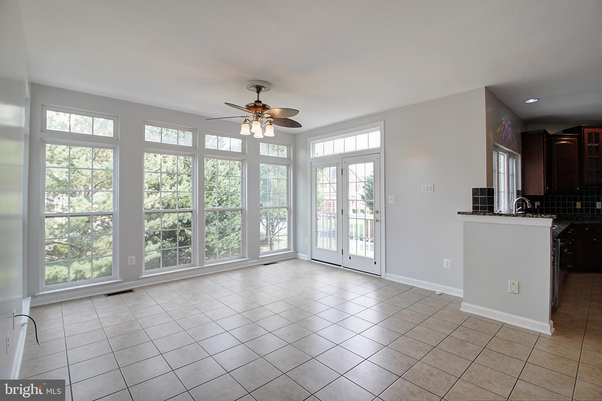 WALNUT RIDGE - Residential Lease