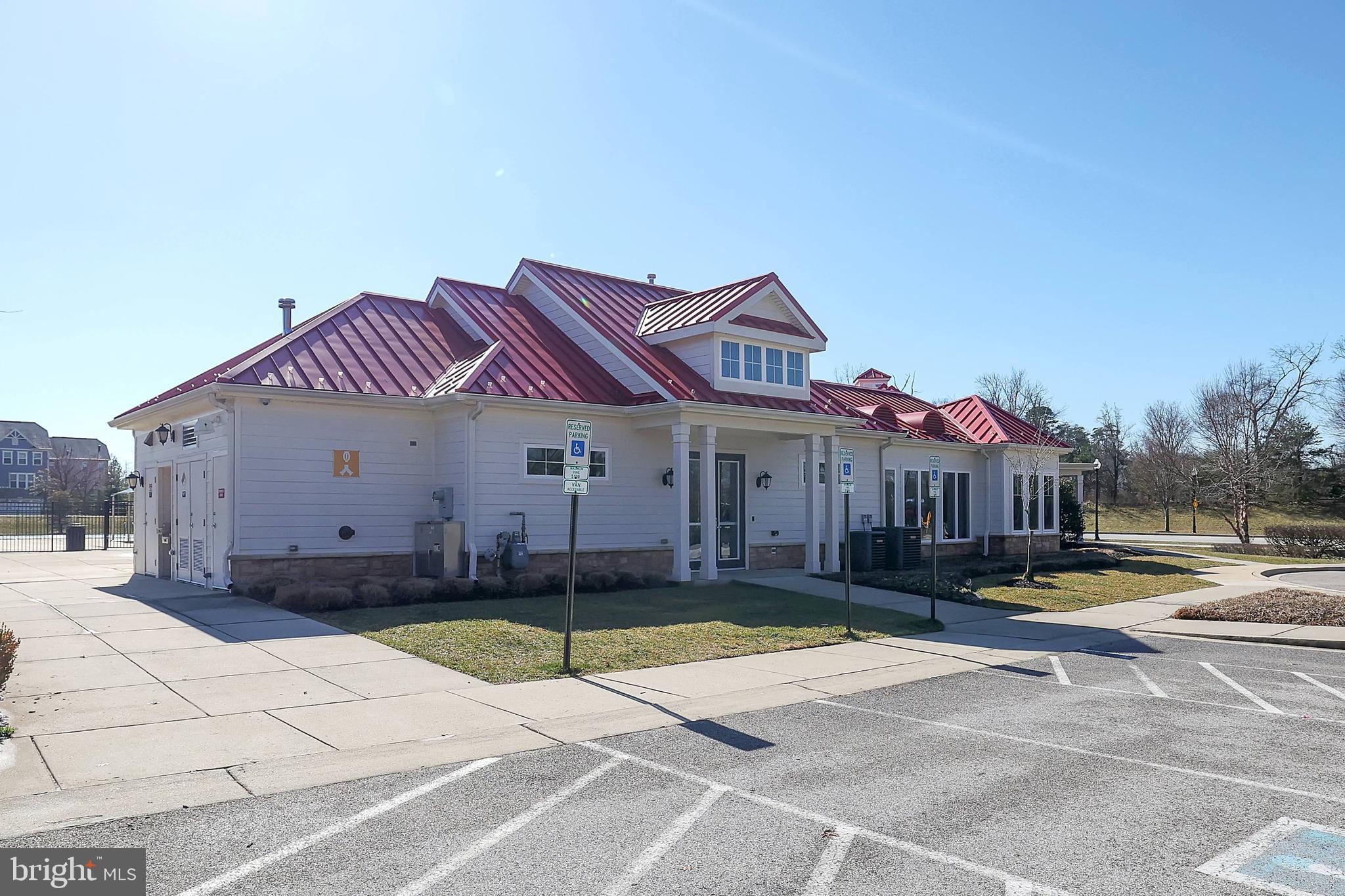 CREEKSIDE VILLAGE AT TANYARD SPRINGS - Residential