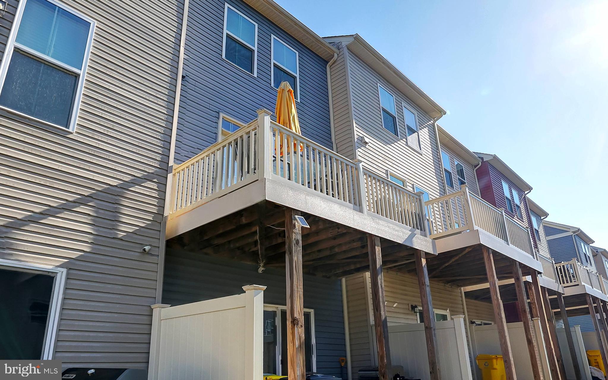 CREEKSIDE VILLAGE AT TANYARD SPRINGS - Residential