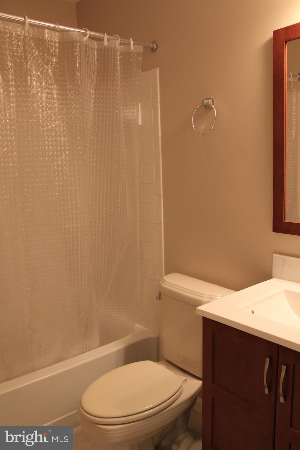 BEAU RIDGE ESTATES - Residential Lease