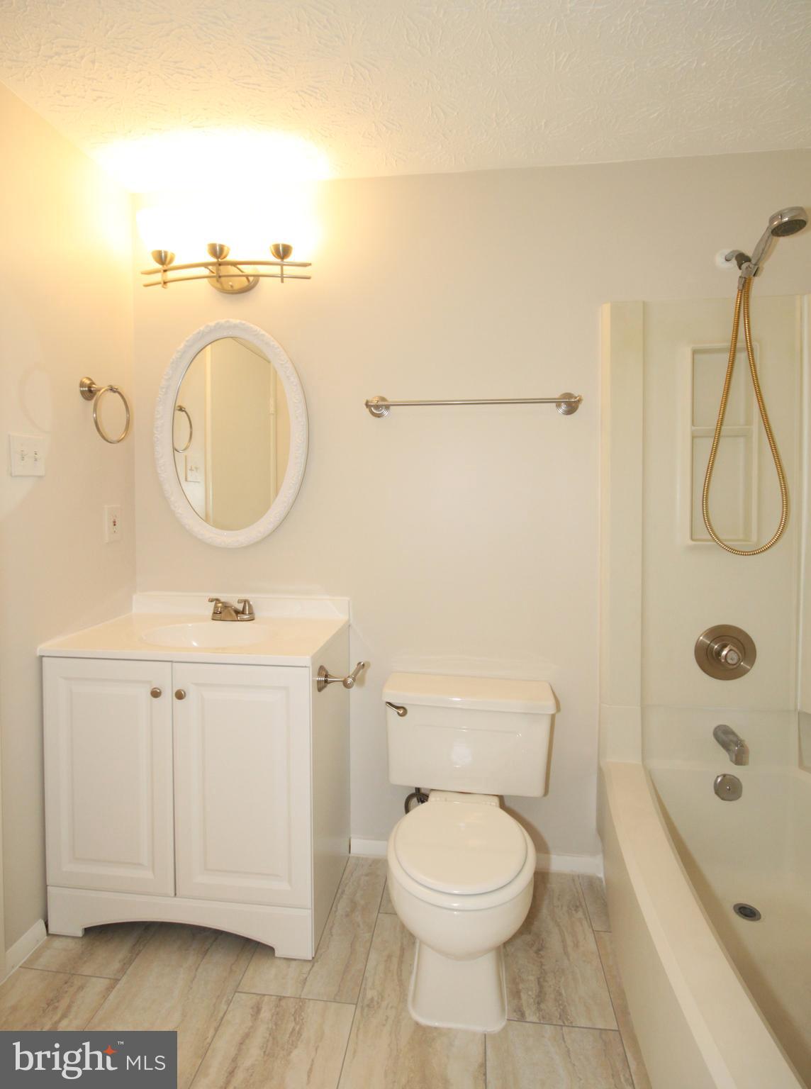 NEWINGTON FOREST - Residential Lease