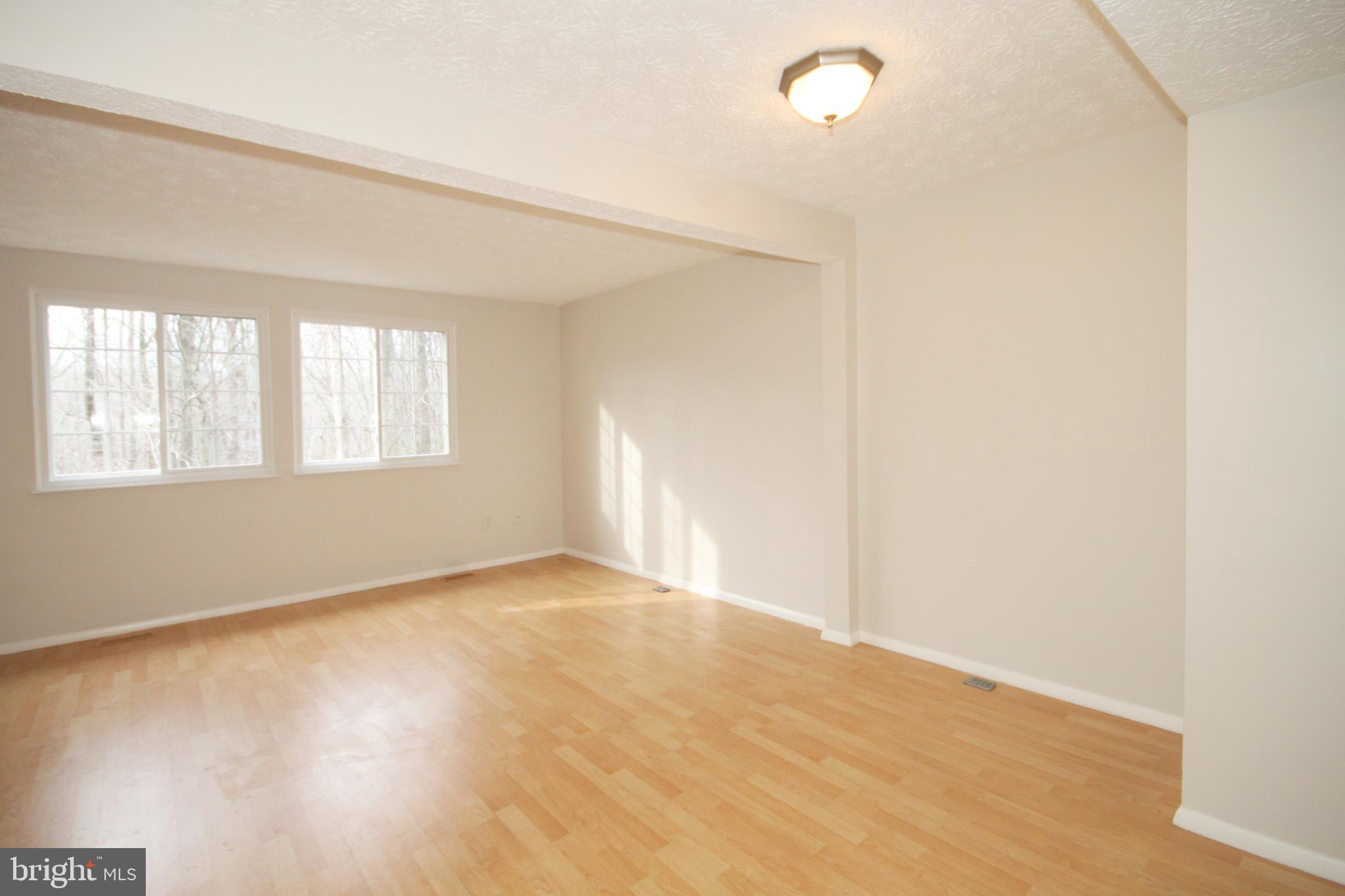 NEWINGTON FOREST - Residential Lease