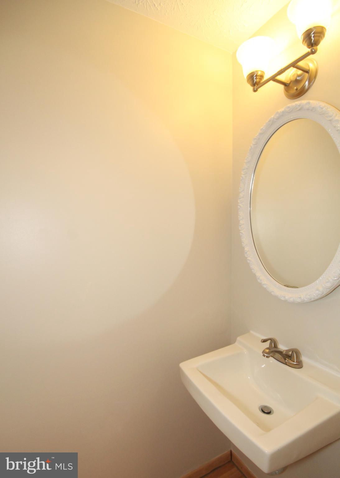 NEWINGTON FOREST - Residential Lease