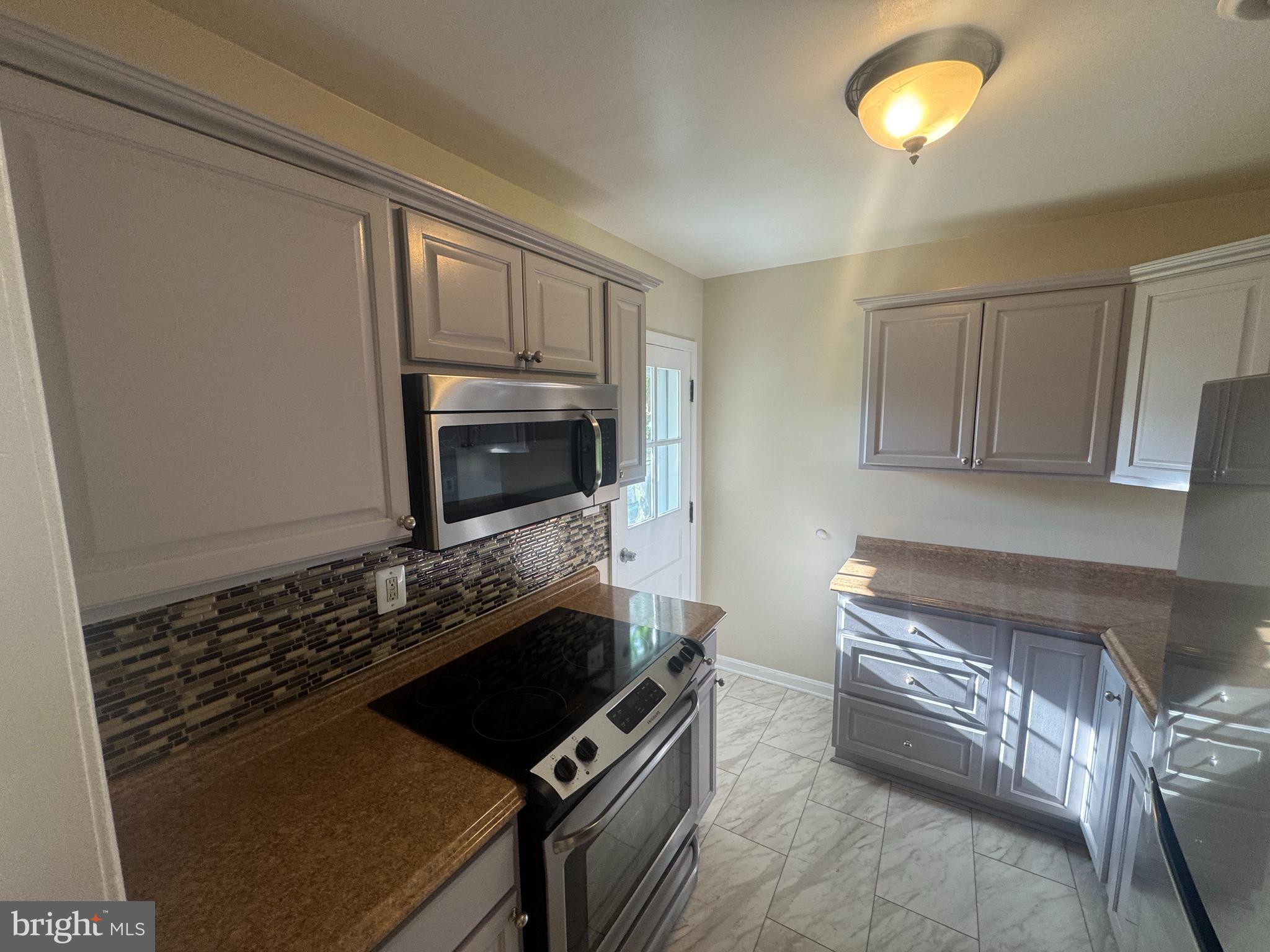 HARTMANS - Residential Lease