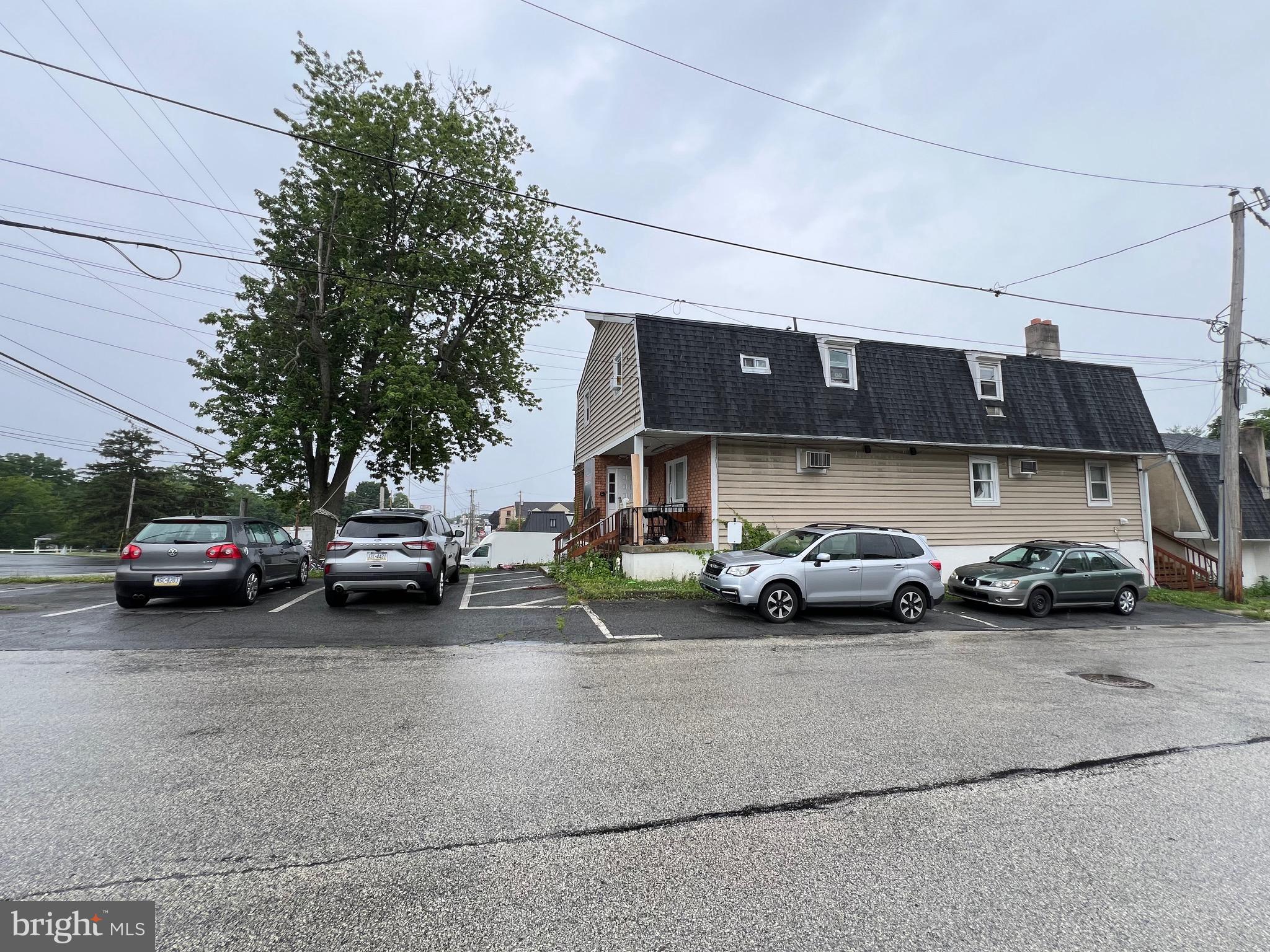 2938 RIDGE PIKE