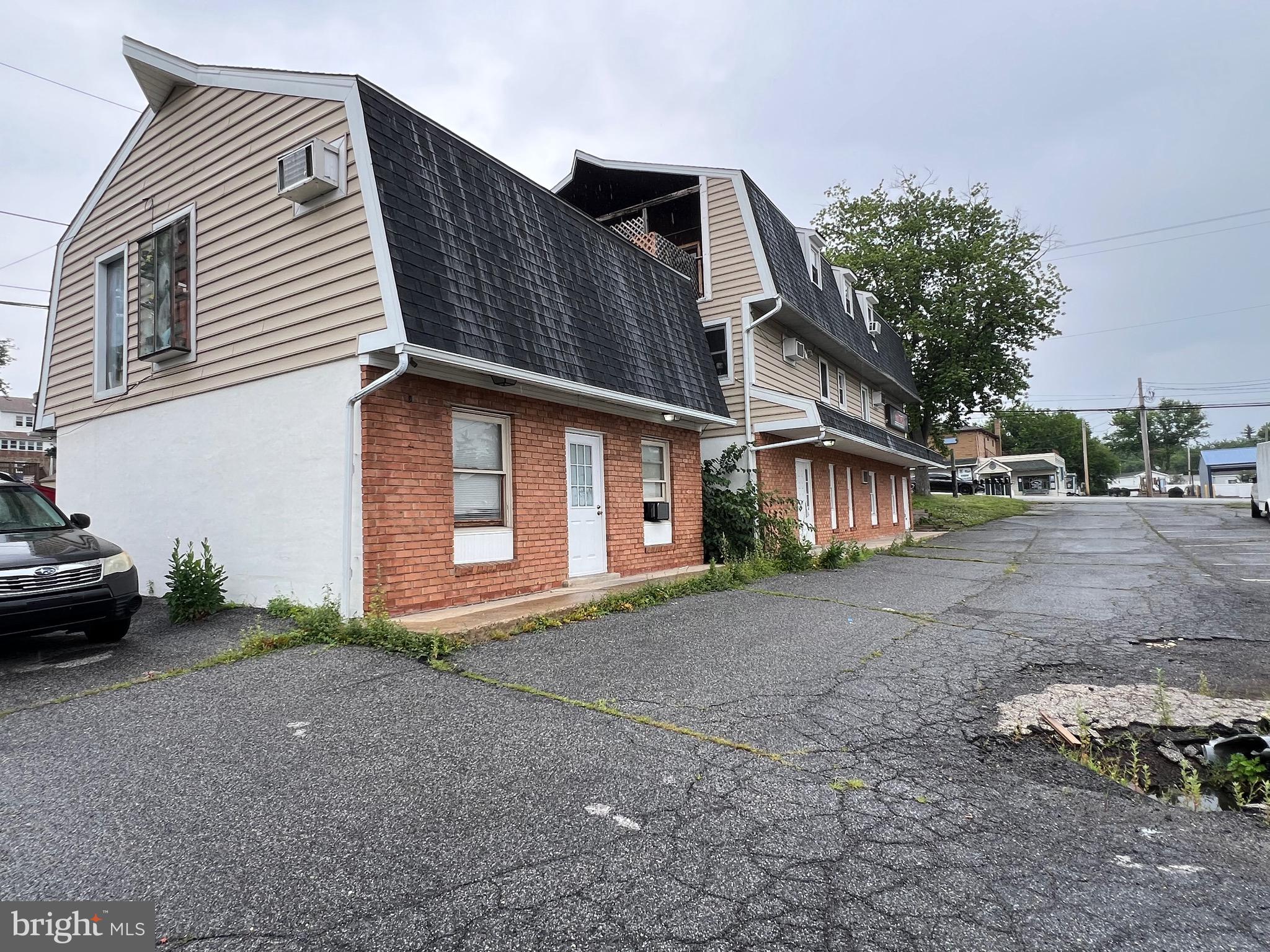 2938 RIDGE PIKE