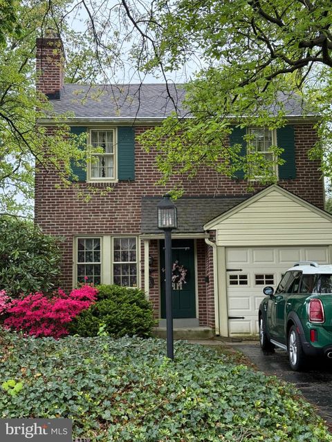 Photo of 111 S Norwinden Drive, SPRINGFIELD, PA 19064 (MLS # PADE2113446)