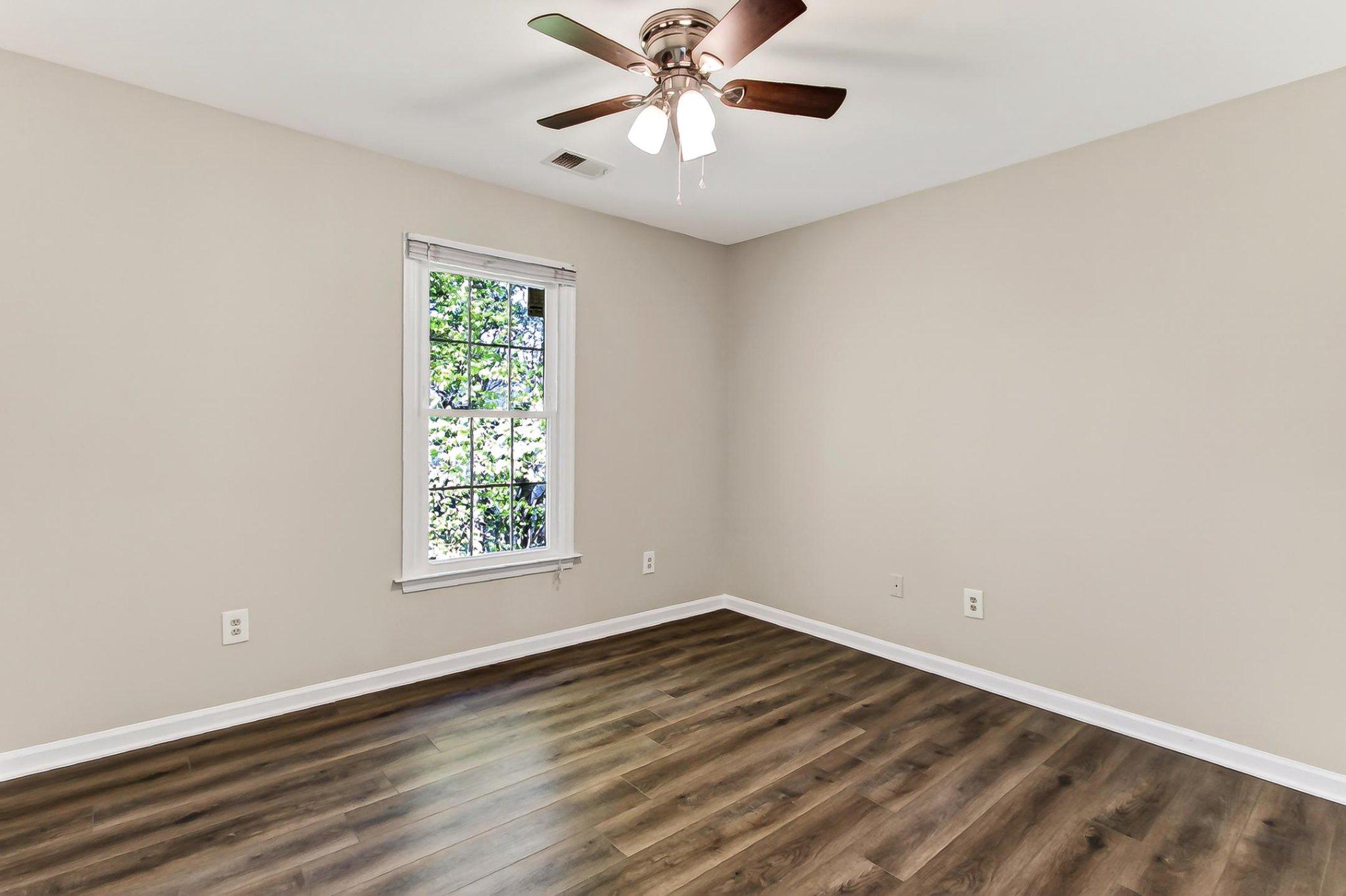 BARRINGTON - Residential