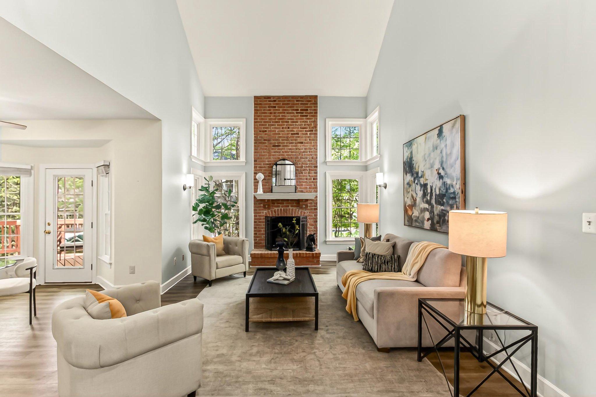 BARRINGTON - Residential