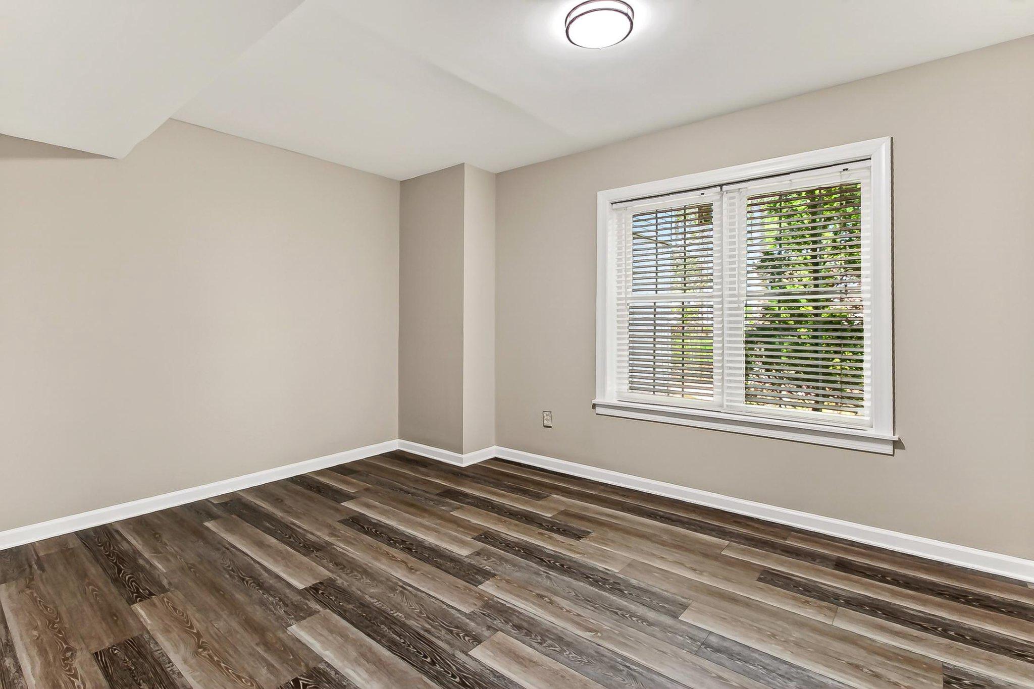 BARRINGTON - Residential