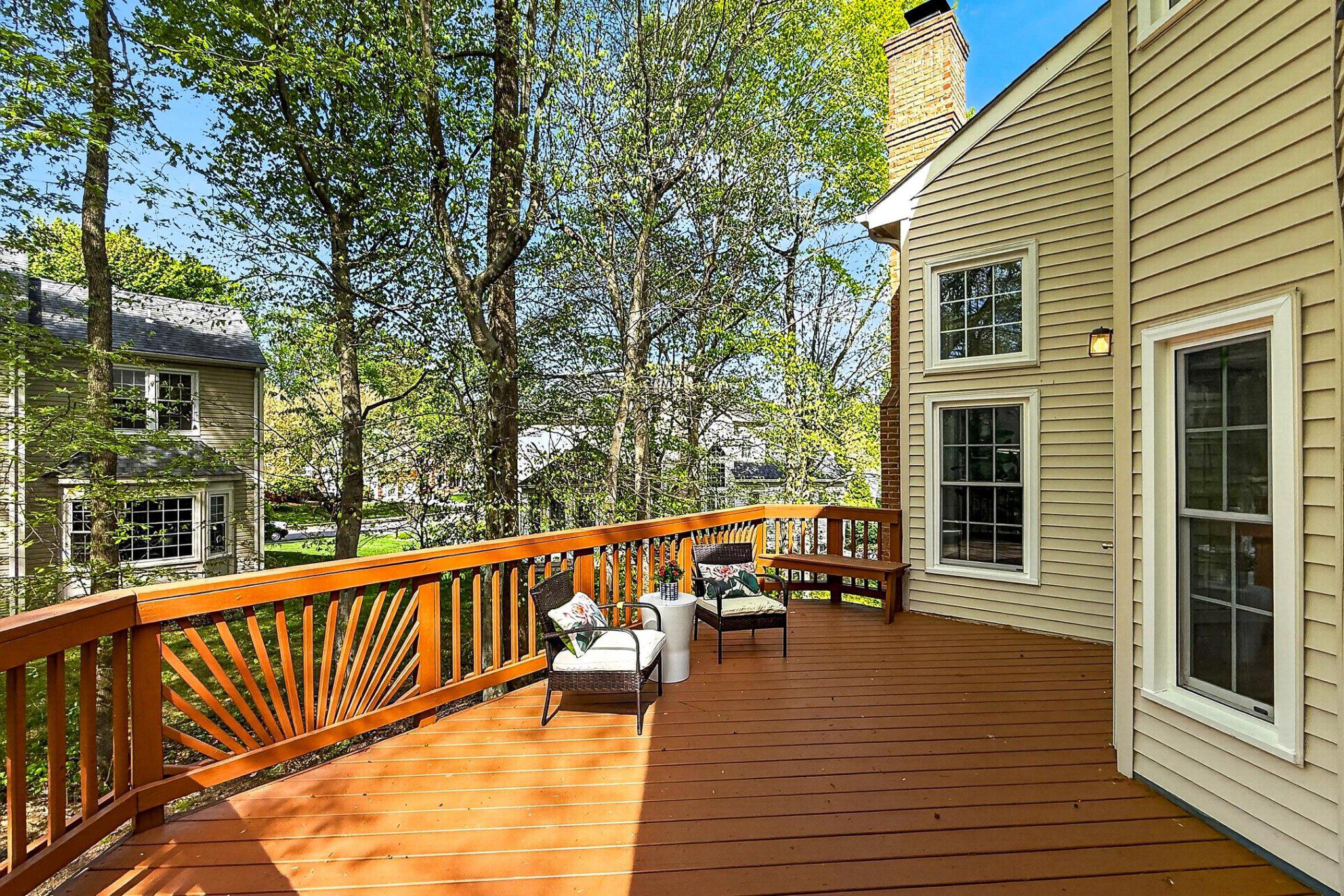 BARRINGTON - Residential