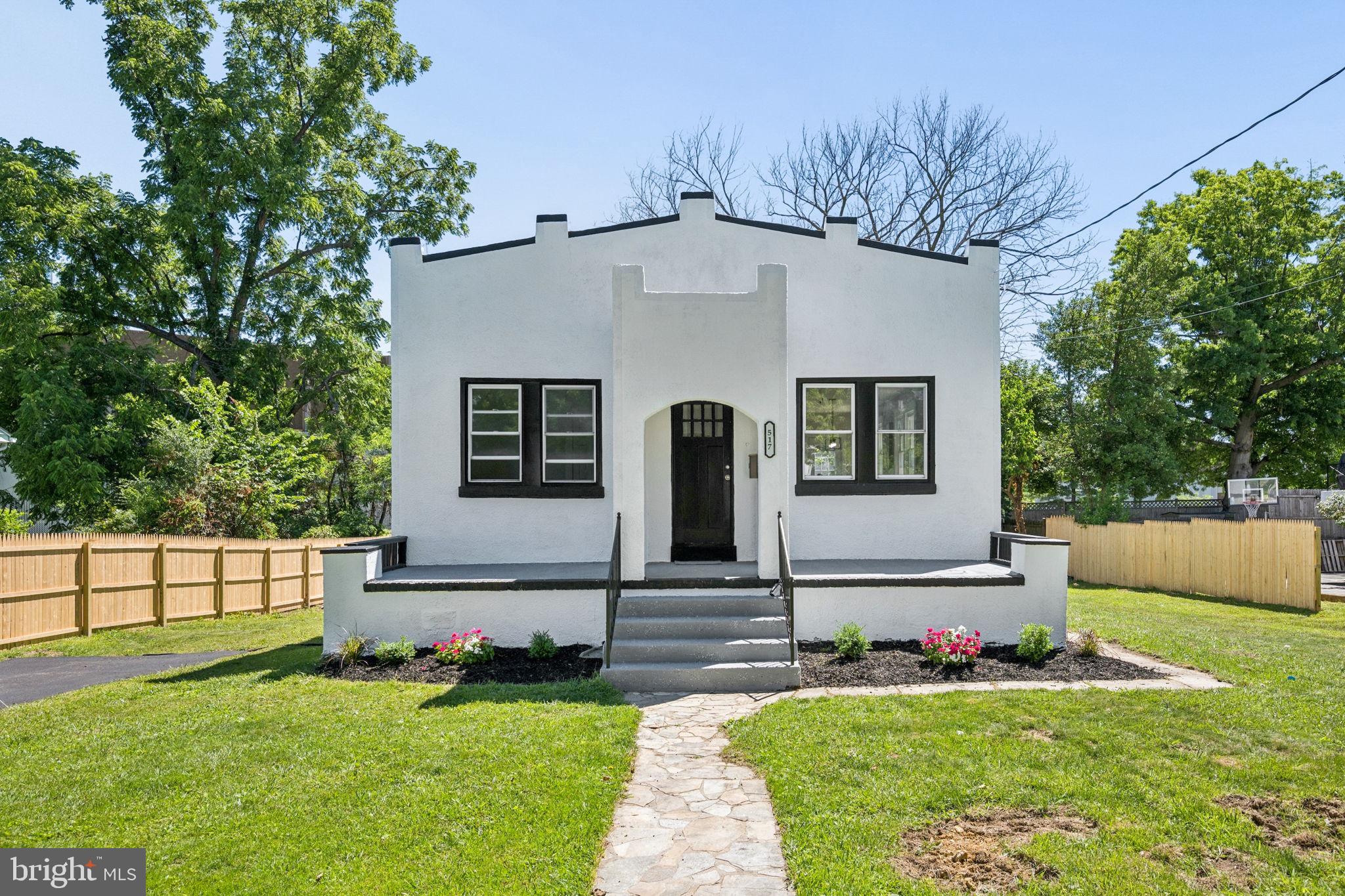 517 VALCOUR ROAD