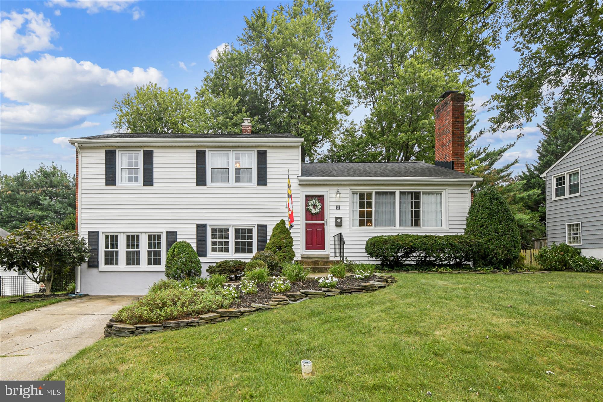 Welcome to this beautifully updated split-level home in Dulaney Village, Lutherville! Offering 4 bedrooms and 2.5 baths, this home features hardwood floors on the main and upper levels, a bright open layout, and thoughtful renovations throughout. The updated kitchen boasts granite counters, breakfast bar seating, stainless steel appliances, and an open flow to the family room with vaulted ceiling and access to a spacious deck, perfect for entertaining. A cozy living room with a wood-burning fireplace adds charm and warmth. Upstairs, you’ll find 3 comfortable bedrooms and 2 full baths, including a renovated hall bath (2022) and an updated primary bath. The lower level offers a huge family room, a 4th bedroom with exterior access, and a convenient half bath and laundry room.
Enjoy the fully fenced backyard with an adorable playhouse and a utility shed. Recent updates include a new HVAC system (2023), upgraded electrical panel and outlets (2024), newer roof and gutters (2019), and many other improvements, ensuring peace of mind for years to come.
Located within the desirable Hampton Elementary, Ridgely Middle, and Towson High School districts, plus easy access to I-695, shopping, and dining. This home blends classic character with modern comfort in a fantastic location, don’t miss it!