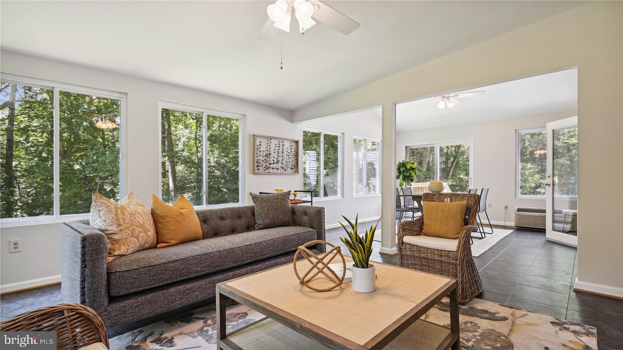 STUART MILL WOOD - Residential