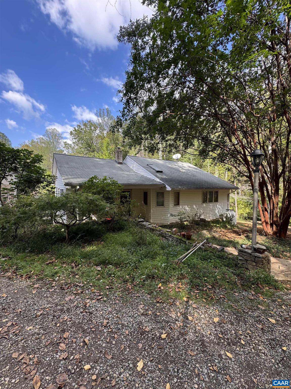 25 FALLING SPRINGS DR